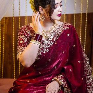 Viral Sharee ভাইরাল জিম্মি চু শাড়ি: স্টানিং এমব্রয়ডারি ও হেভি ব্লাউজ পিস সহ (১০০% অরিজিনাল)