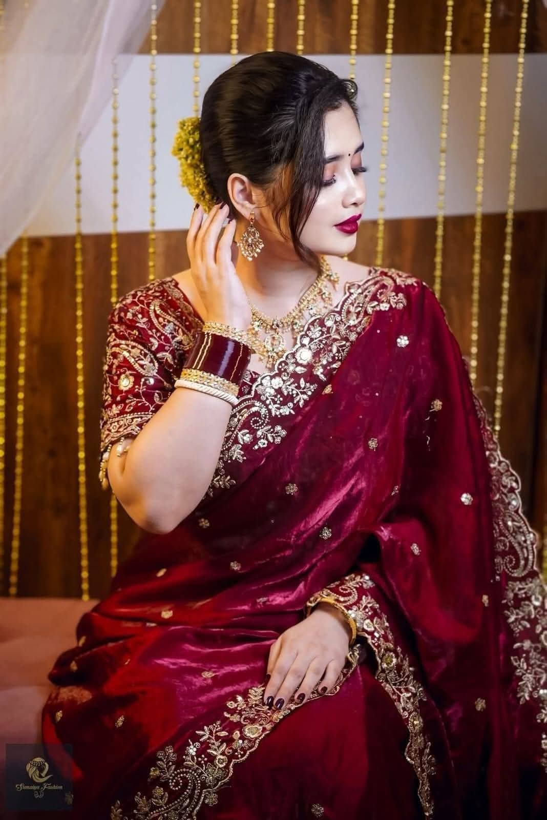Viral Sharee ভাইরাল জিম্মি চু শাড়ি: স্টানিং এমব্রয়ডারি ও হেভি ব্লাউজ পিস সহ (১০০% অরিজিনাল)